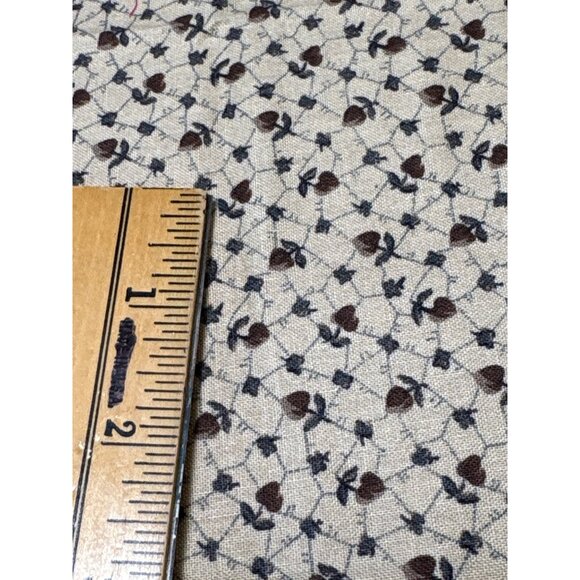 Vintage Beige Cotton Fabric with Small Brown & Black Floral Pattern 17" x 18" Qu - Picture 3 of 5